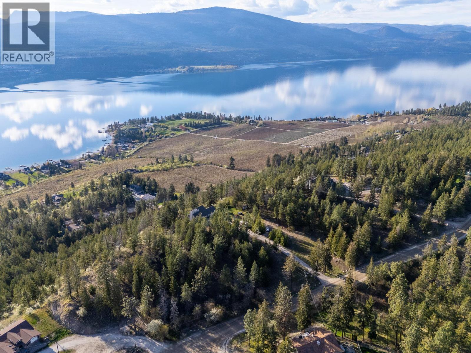 15524 Barkley Road, Lake Country