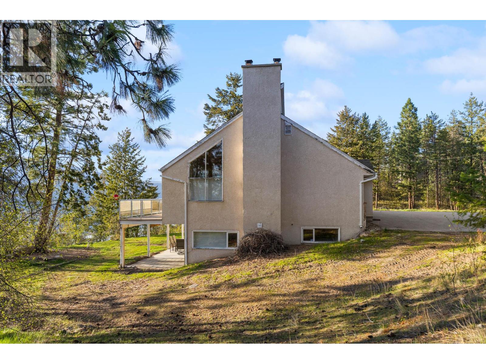 15524 Barkley Road, Lake Country