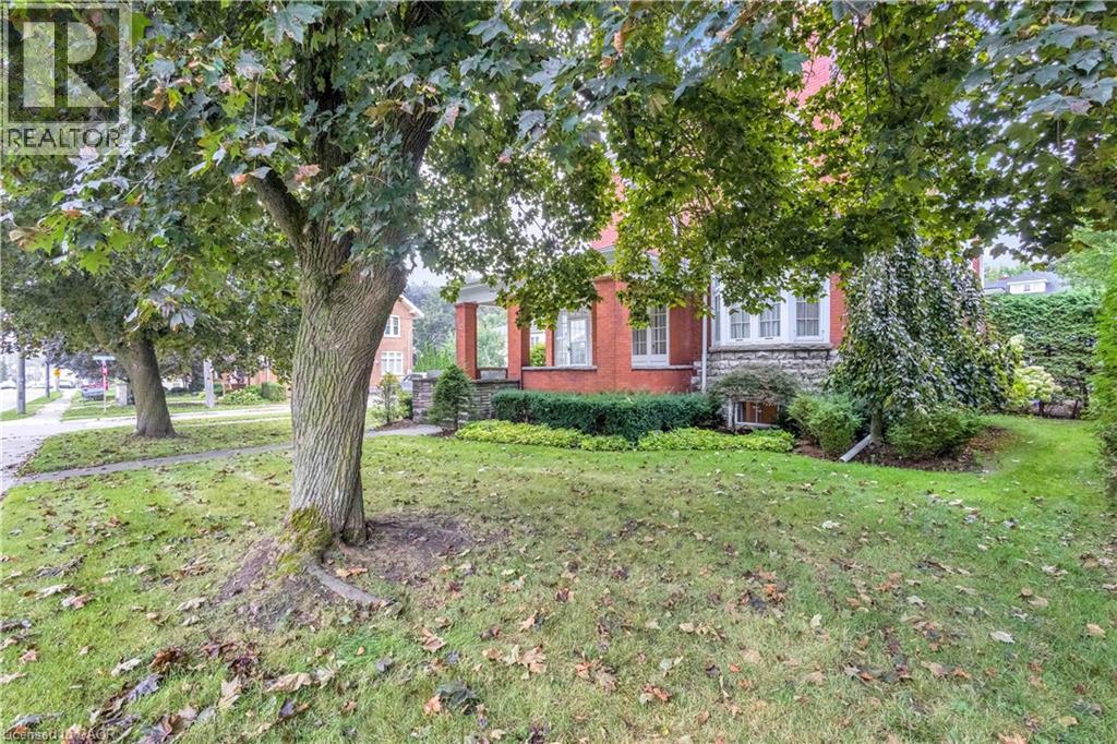 410 MAIN Street W, Listowel, Ontario, N4W1A6 — Photo 3