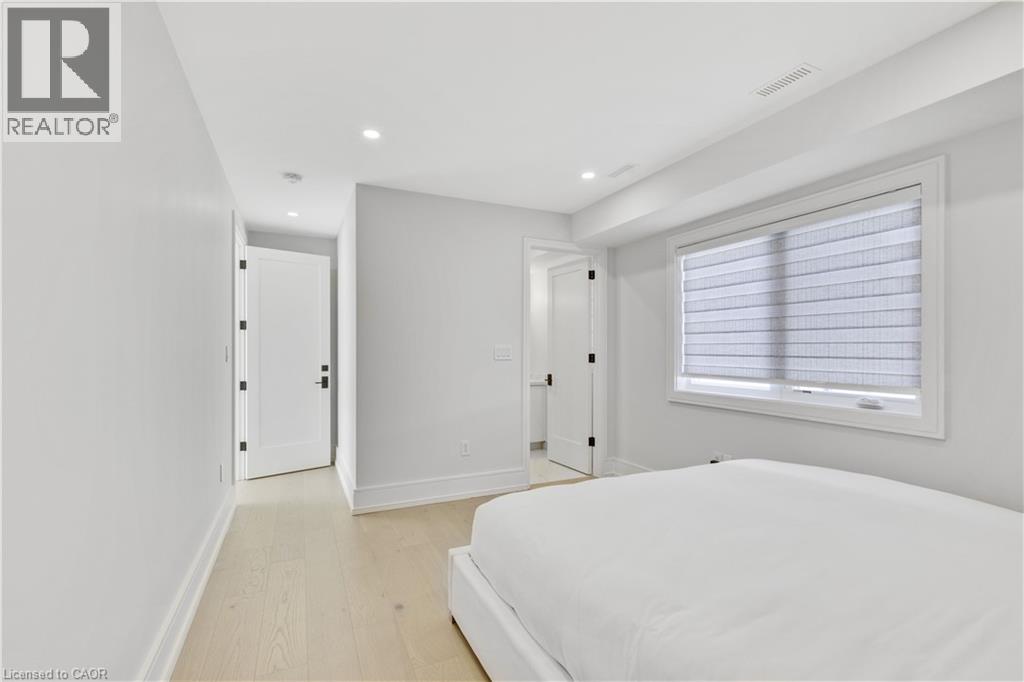 1362 KENMUIR Avenue, Mississauga, Ontario, L5G4B4 — Photo 20
