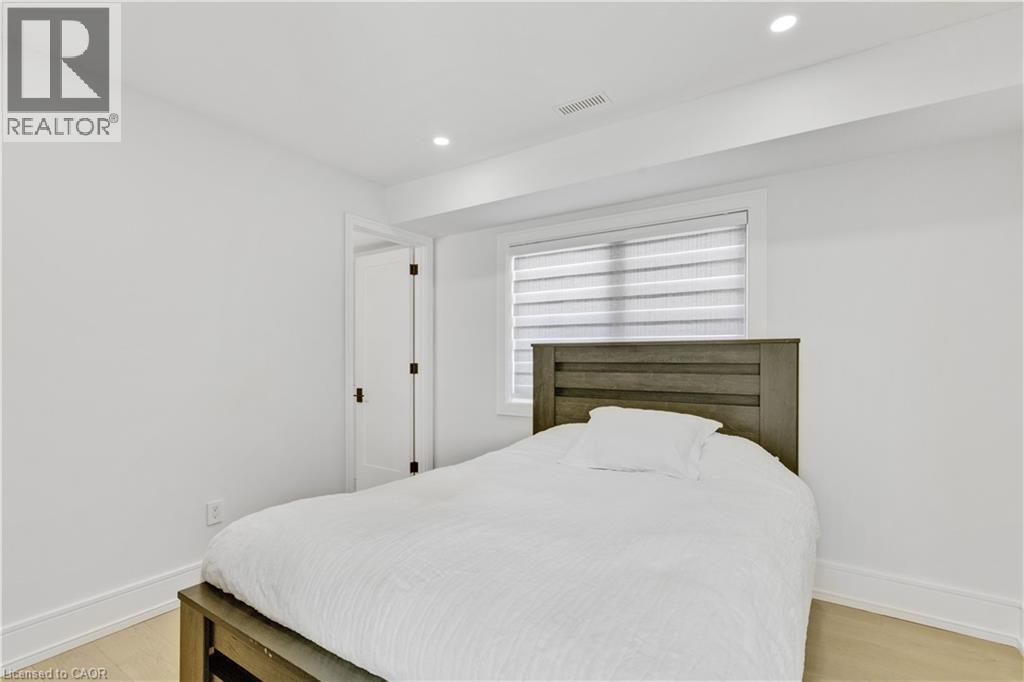 1362 KENMUIR Avenue, Mississauga, Ontario, L5G4B4 — Photo 23