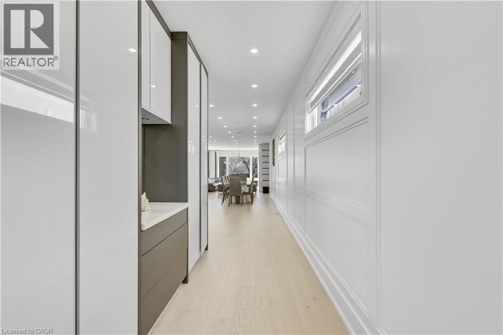 1362 KENMUIR Avenue, Mississauga, Ontario, L5G4B4 — Photo 5