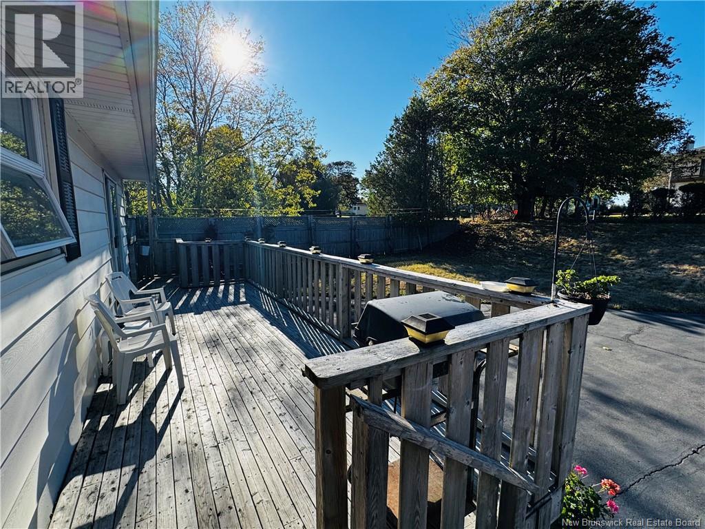 400 Clearview Row - 19