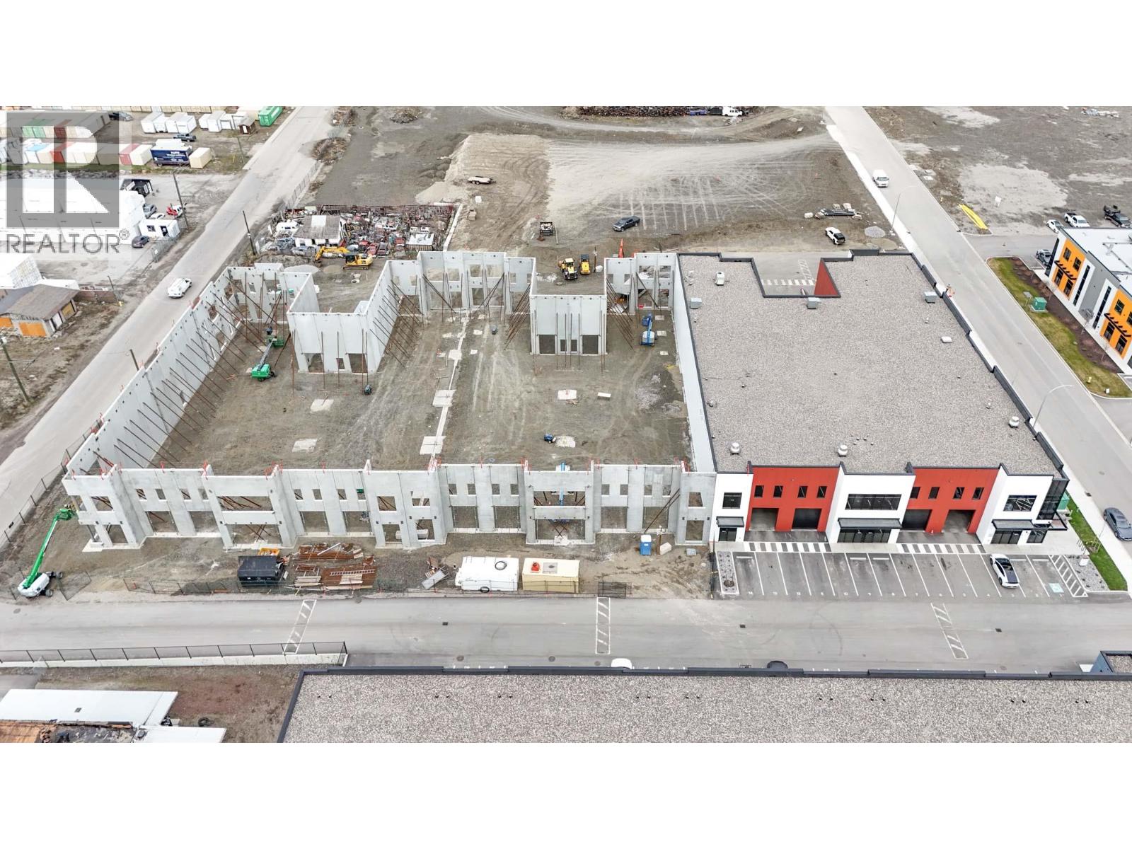 11 & 12 4605 34th Street, Vernon