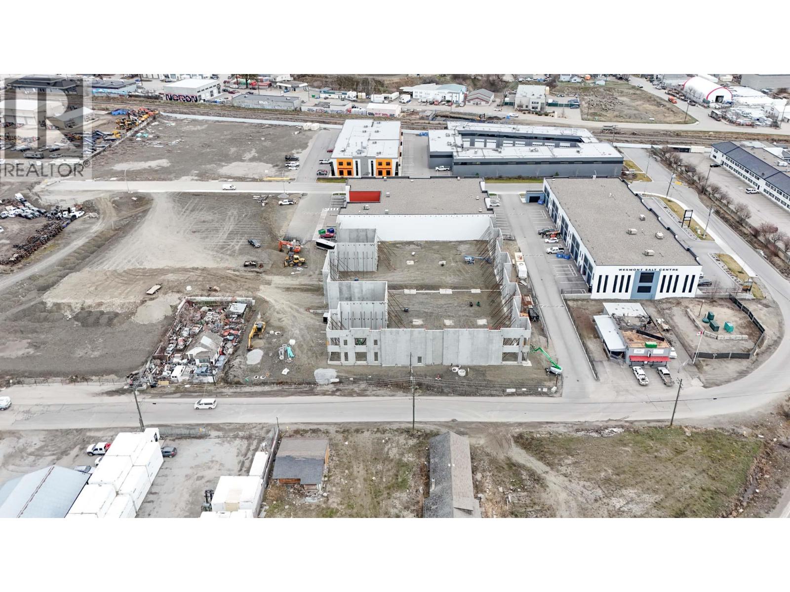 11 & 12 4605 34th Street, Vernon