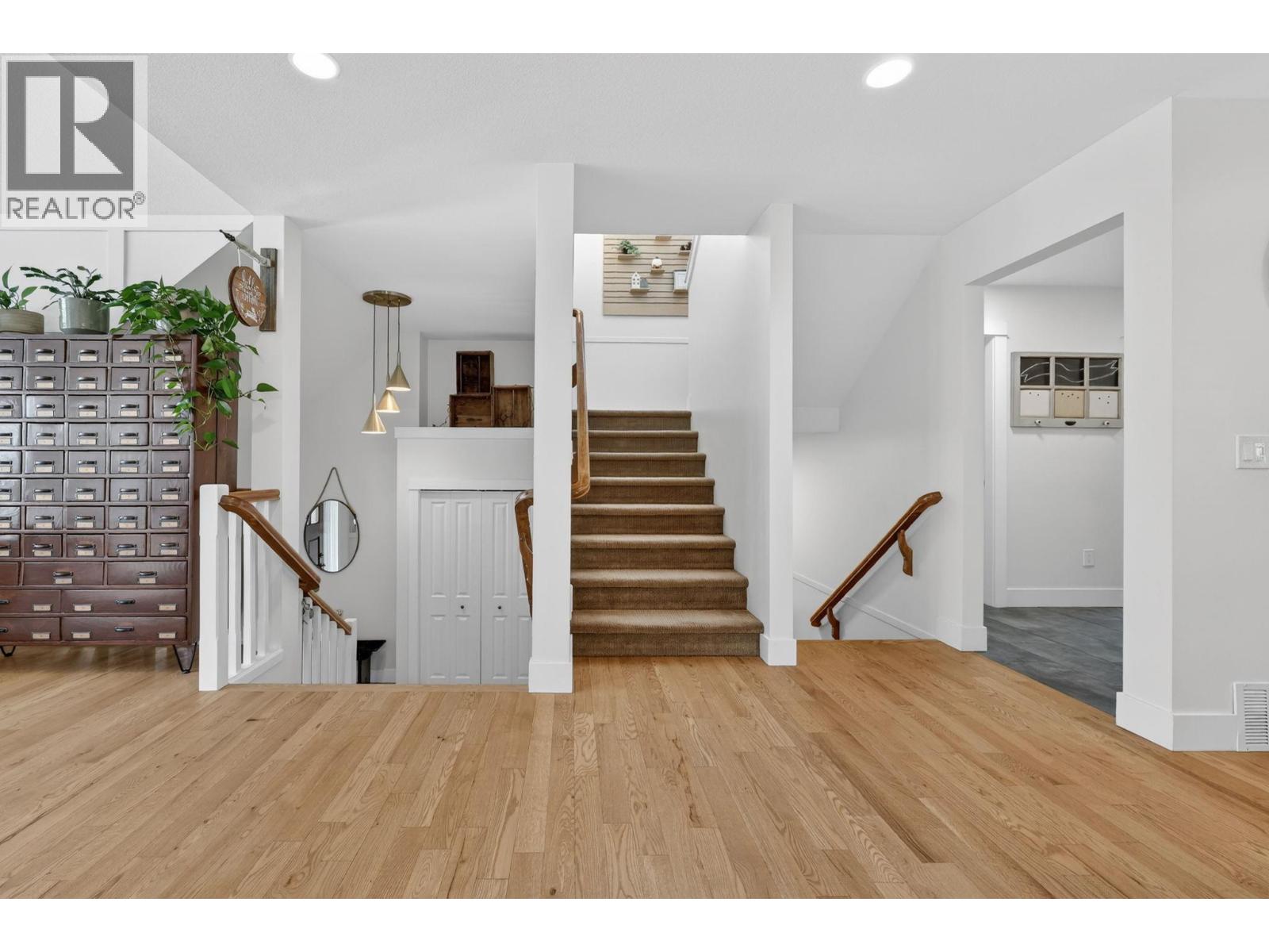 434 Still Pond Place, Kelowna