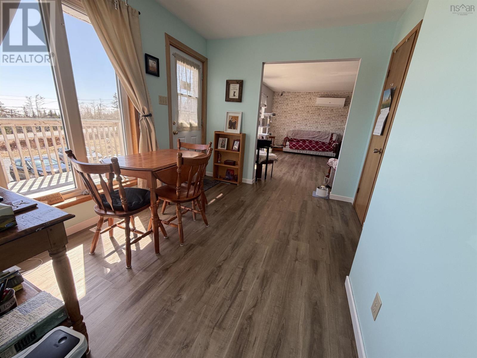 28019 Highway 7 — photo 15