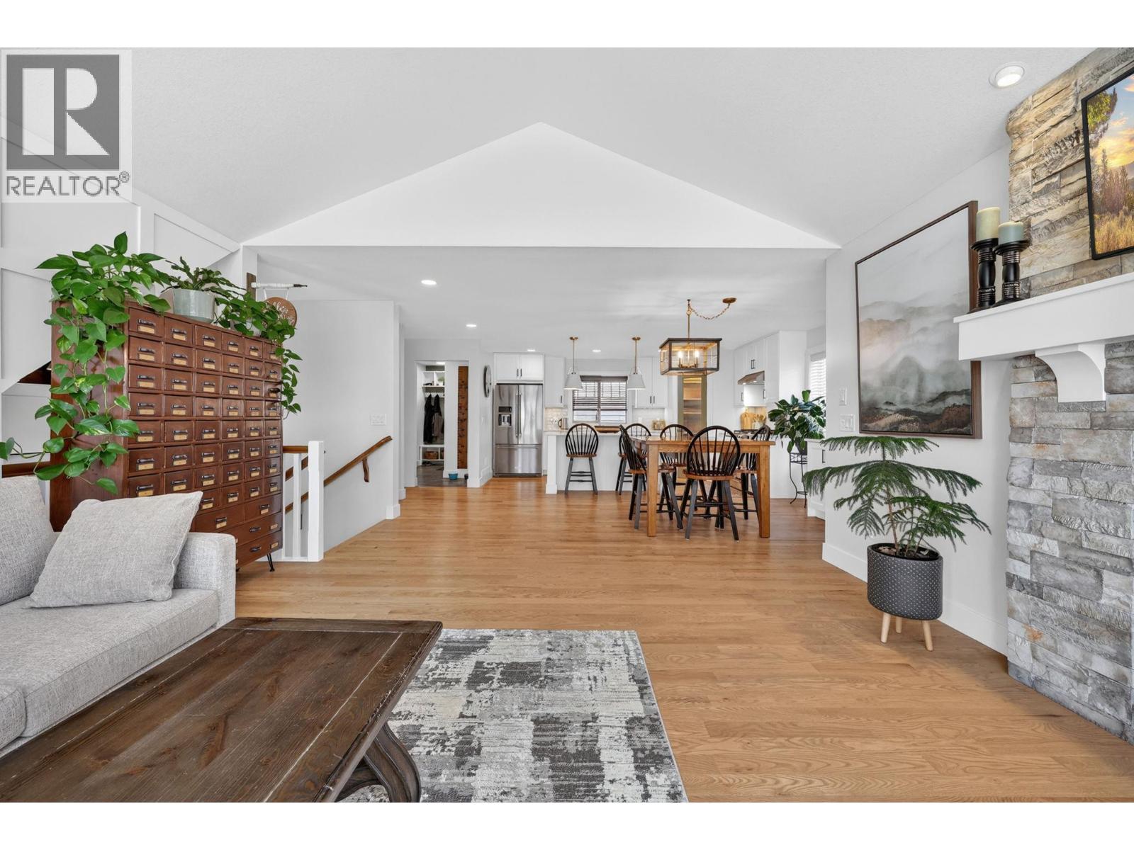 434 Still Pond Place, Kelowna