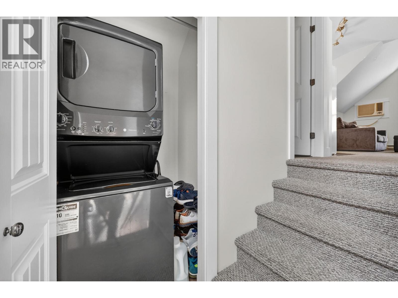 434 Still Pond Place, Kelowna