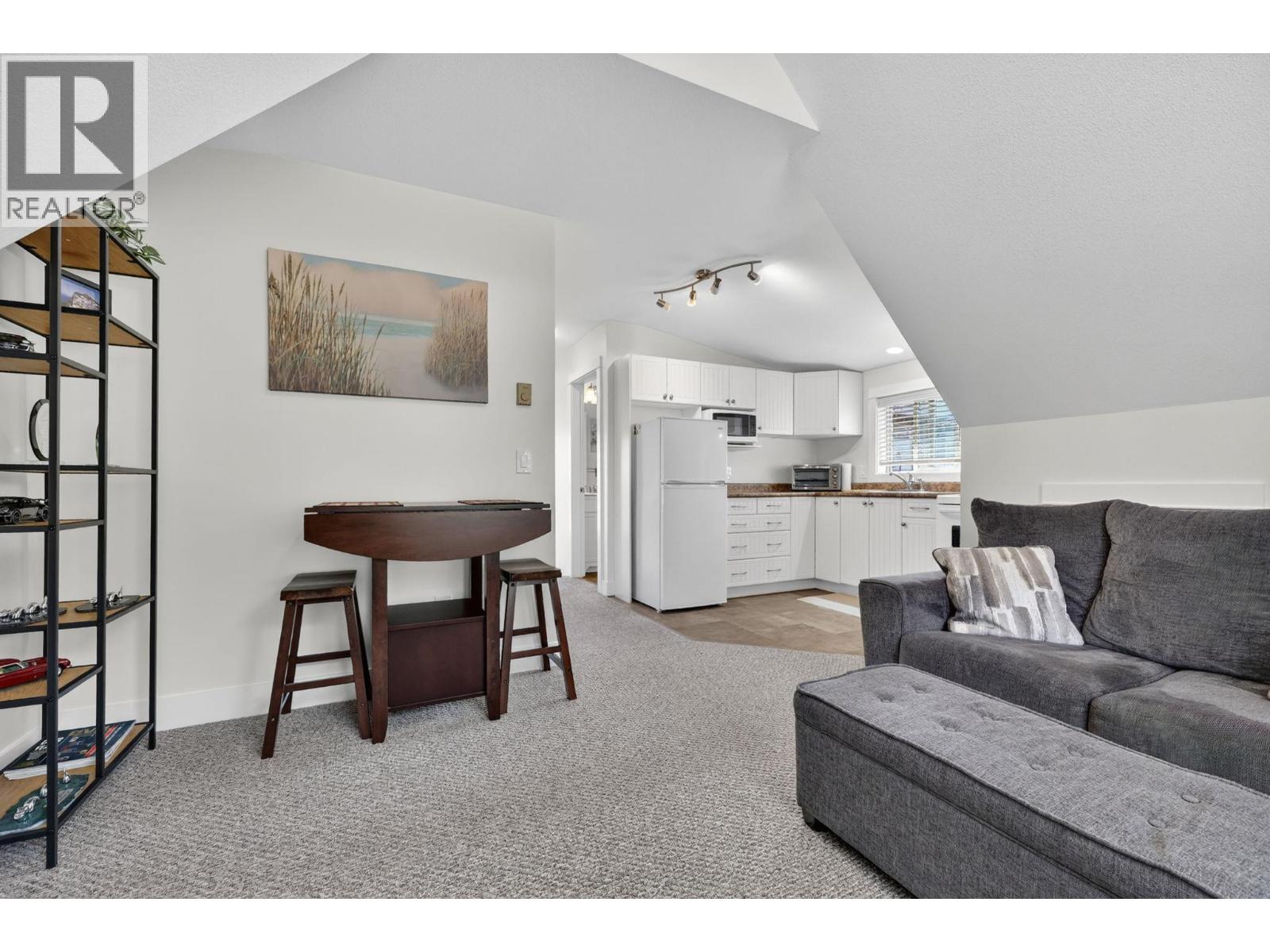 434 Still Pond Place, Kelowna