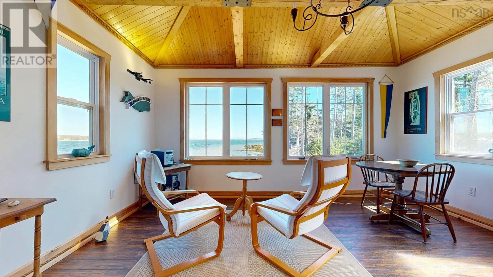 Property 37 of 49 of 55 Lintlops Road