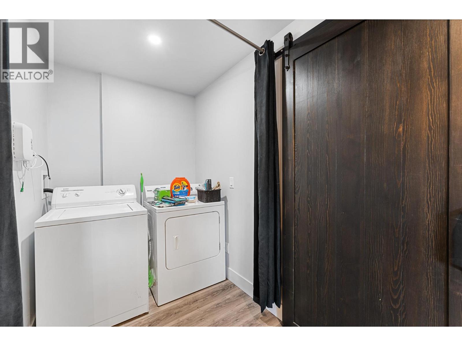 2186 Finlay Court, Lake Country