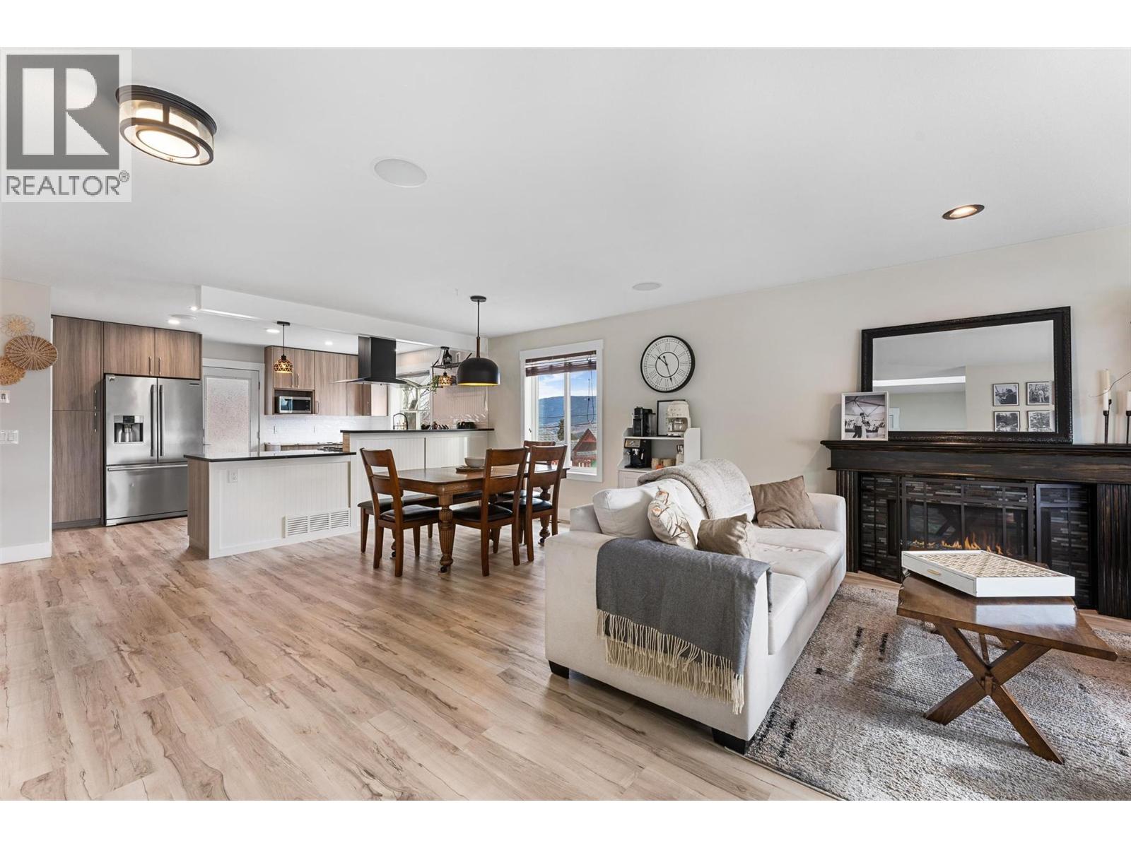 2186 Finlay Court, Lake Country