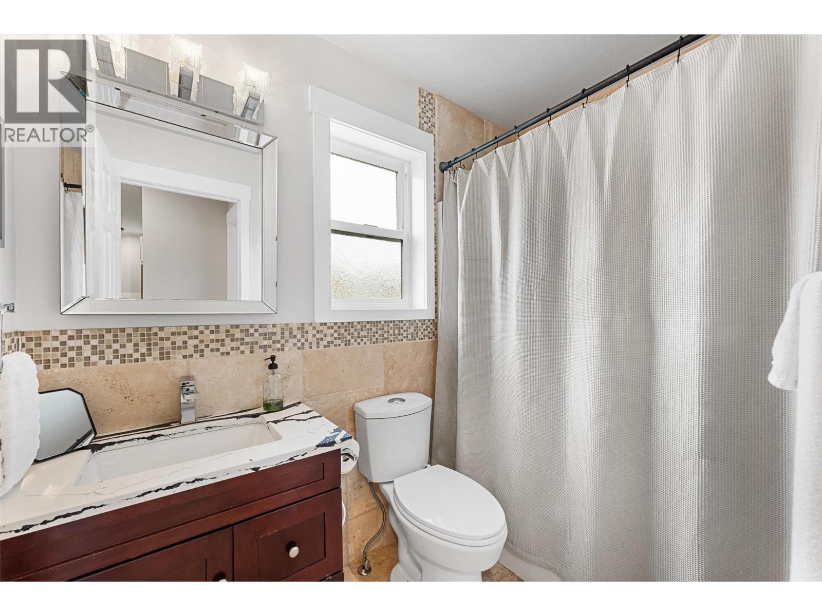 2186 Finlay Court, Lake Country