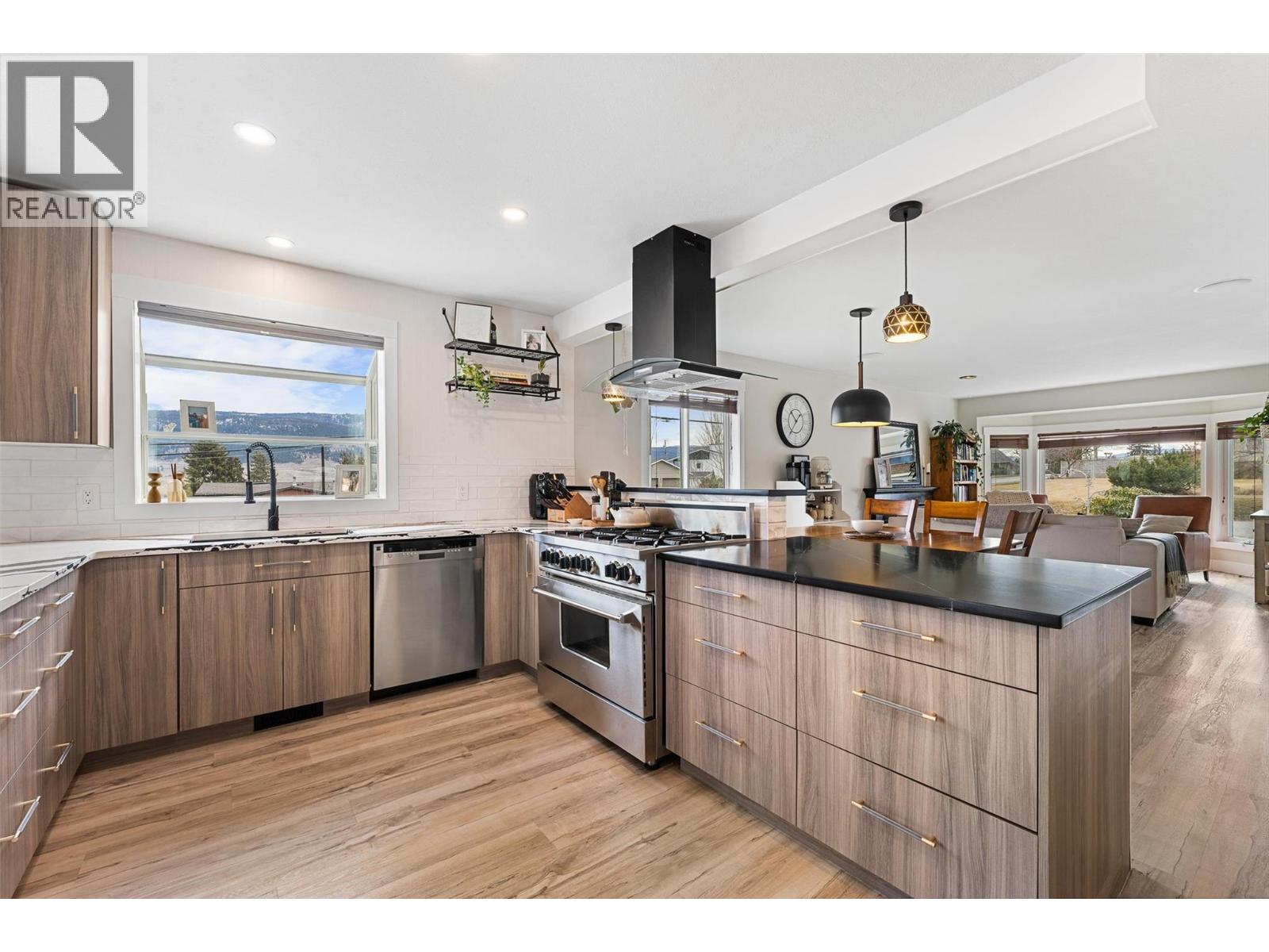 2186 Finlay Court, Lake Country