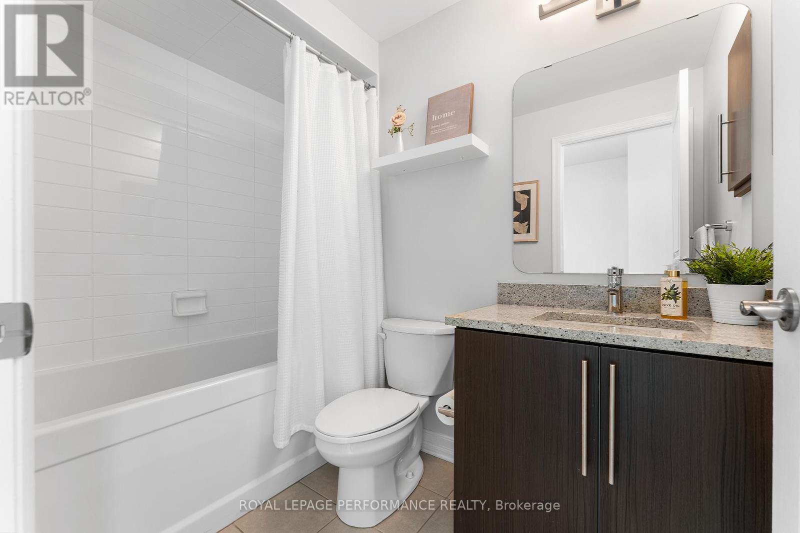 1504 - 238 BESSERER STREET, Ottawa, Ontario, K1N6B1 — Photo 31