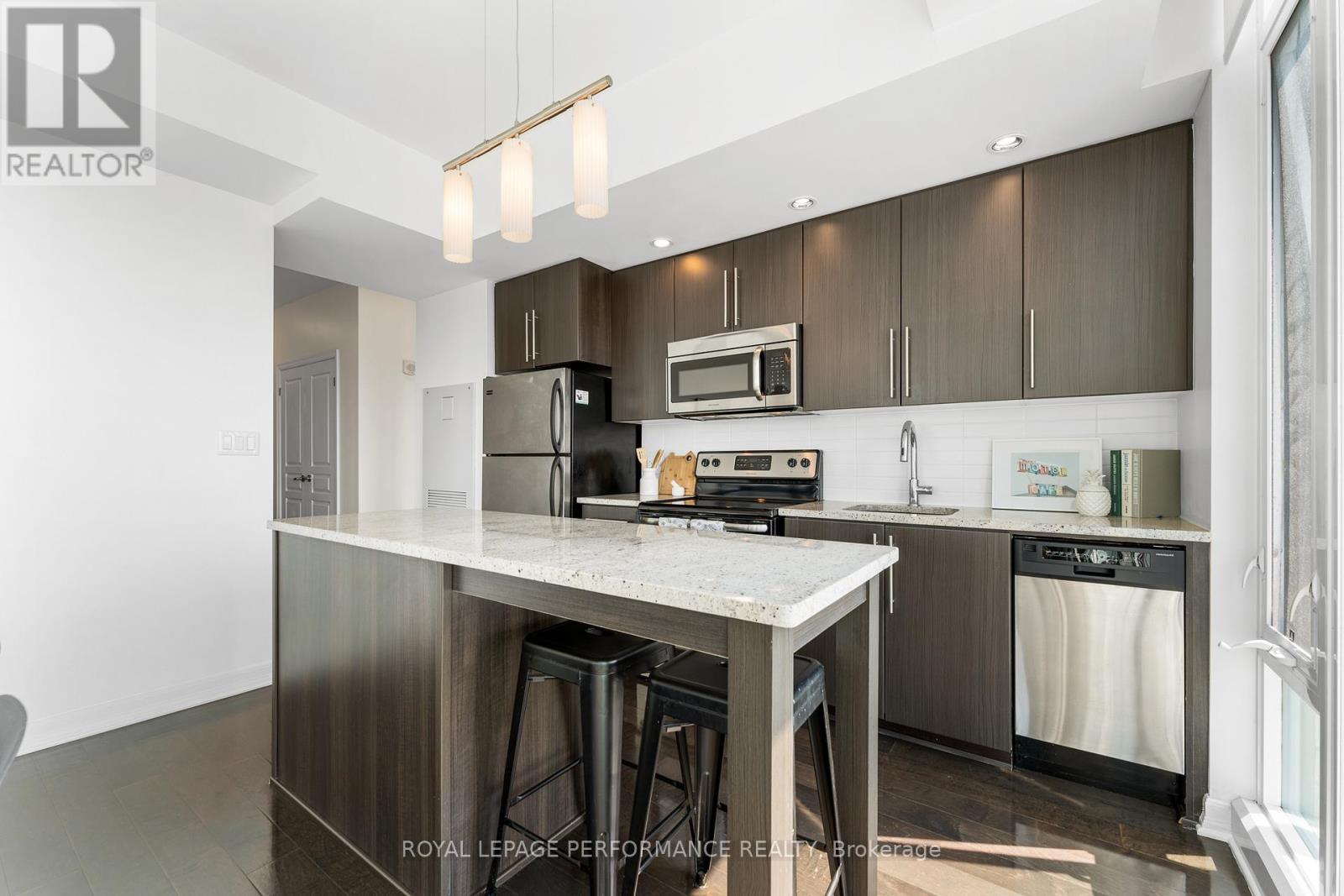 1504 - 238 BESSERER STREET, Ottawa, Ontario, K1N6B1 — Photo 8