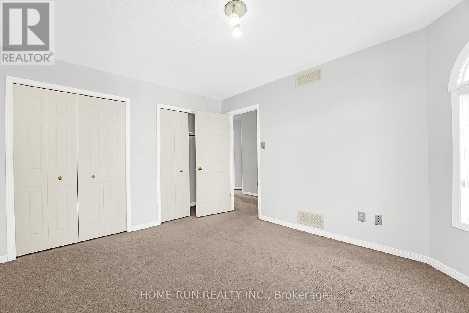 5 CHELTONIA WAY - 32