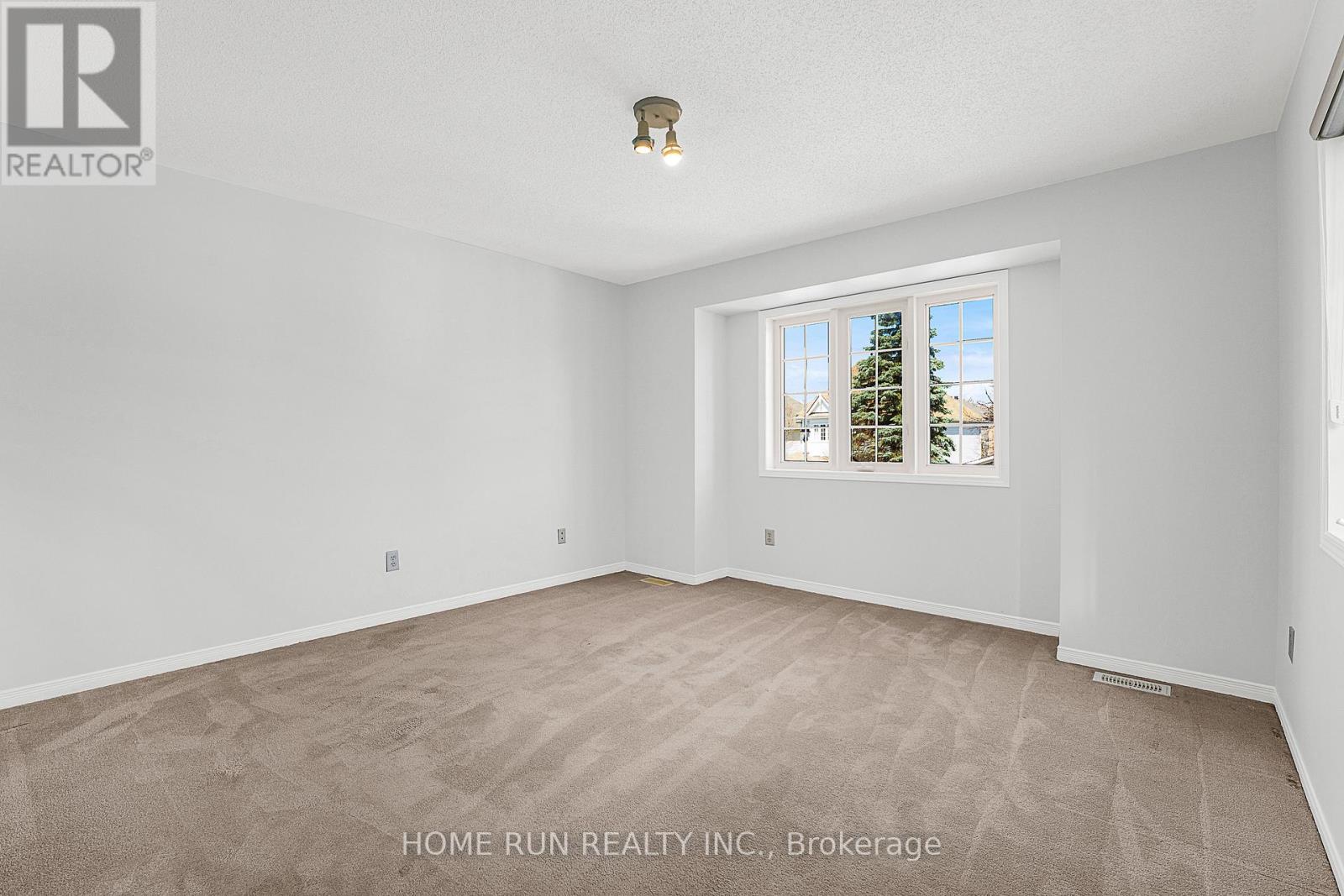5 CHELTONIA WAY - 35