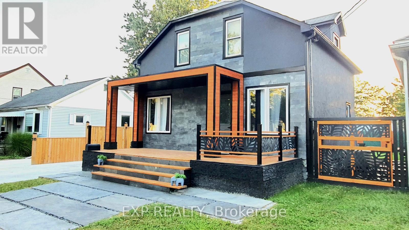 249 WALLACE AVENUE S - 1
