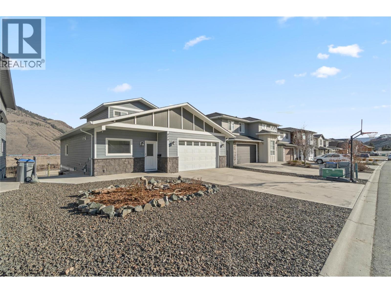 829 WOODRUSH Drive - 1