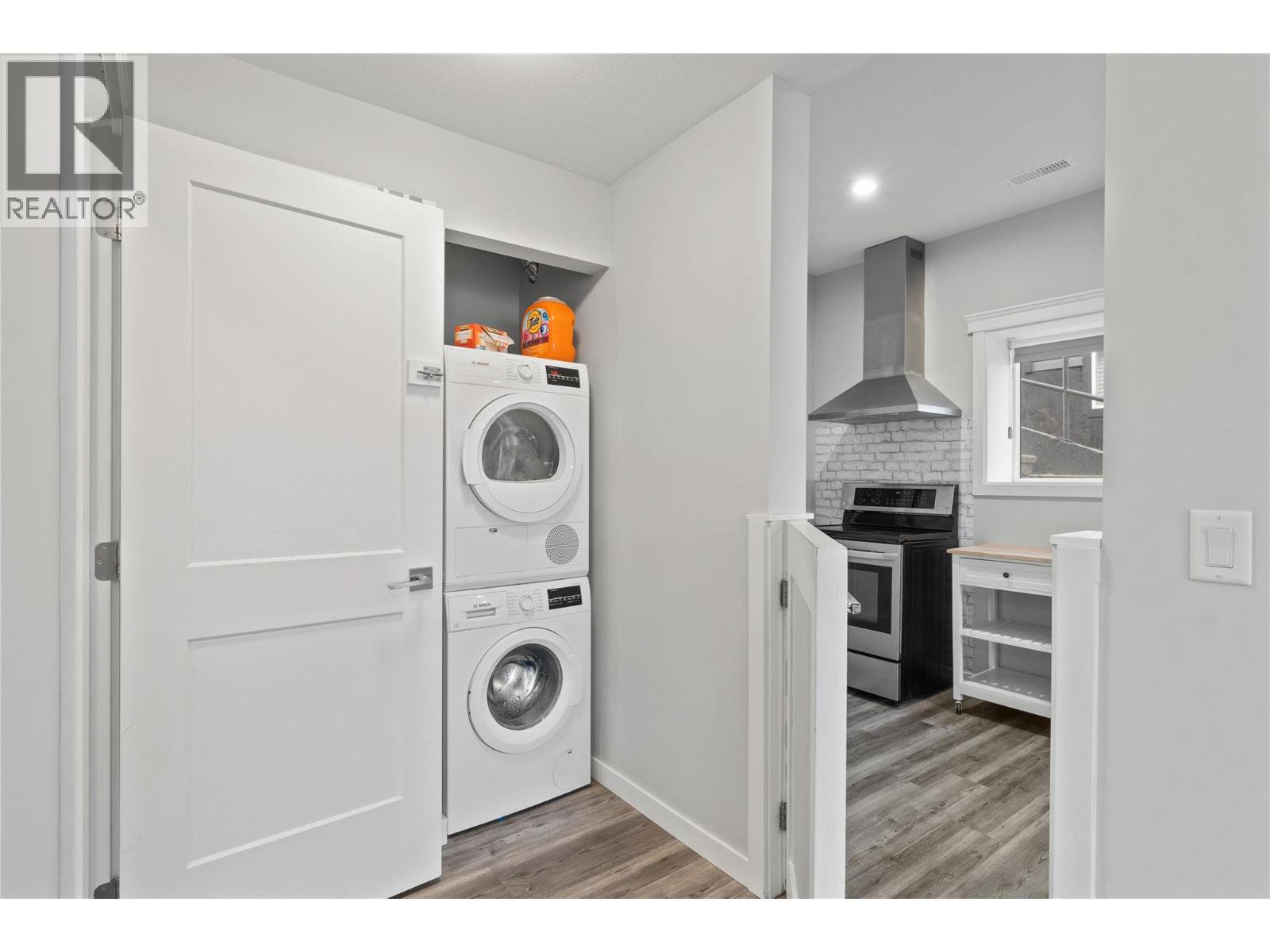 829 WOODRUSH Drive - 32