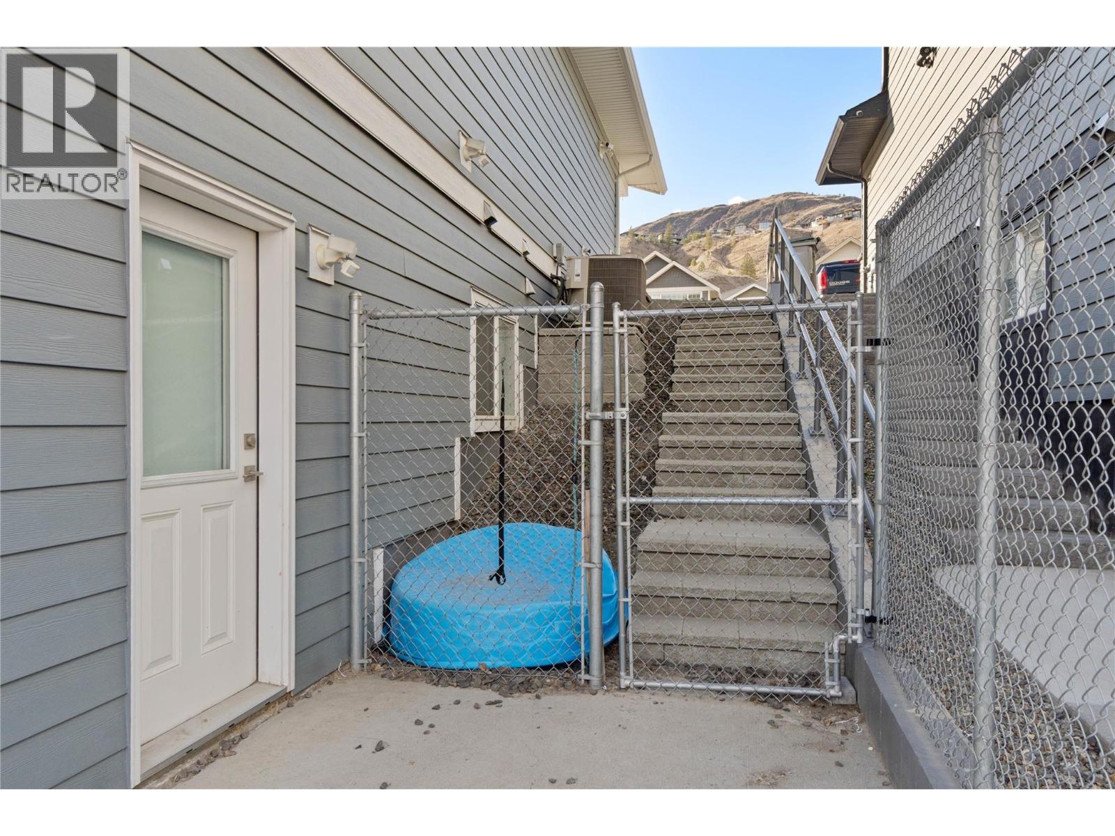 829 WOODRUSH Drive - 47