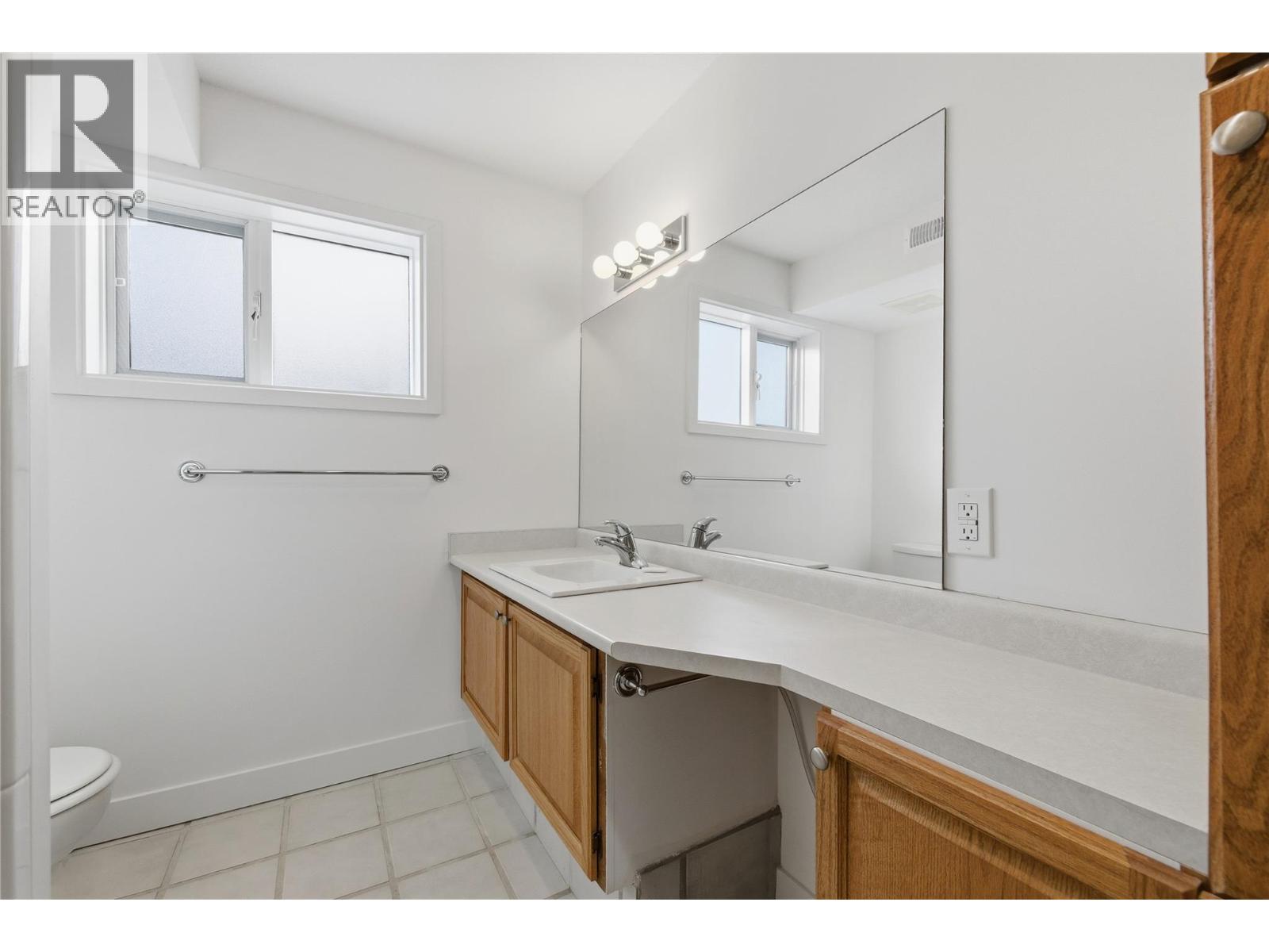  3906 Harding Road, West Kelowna