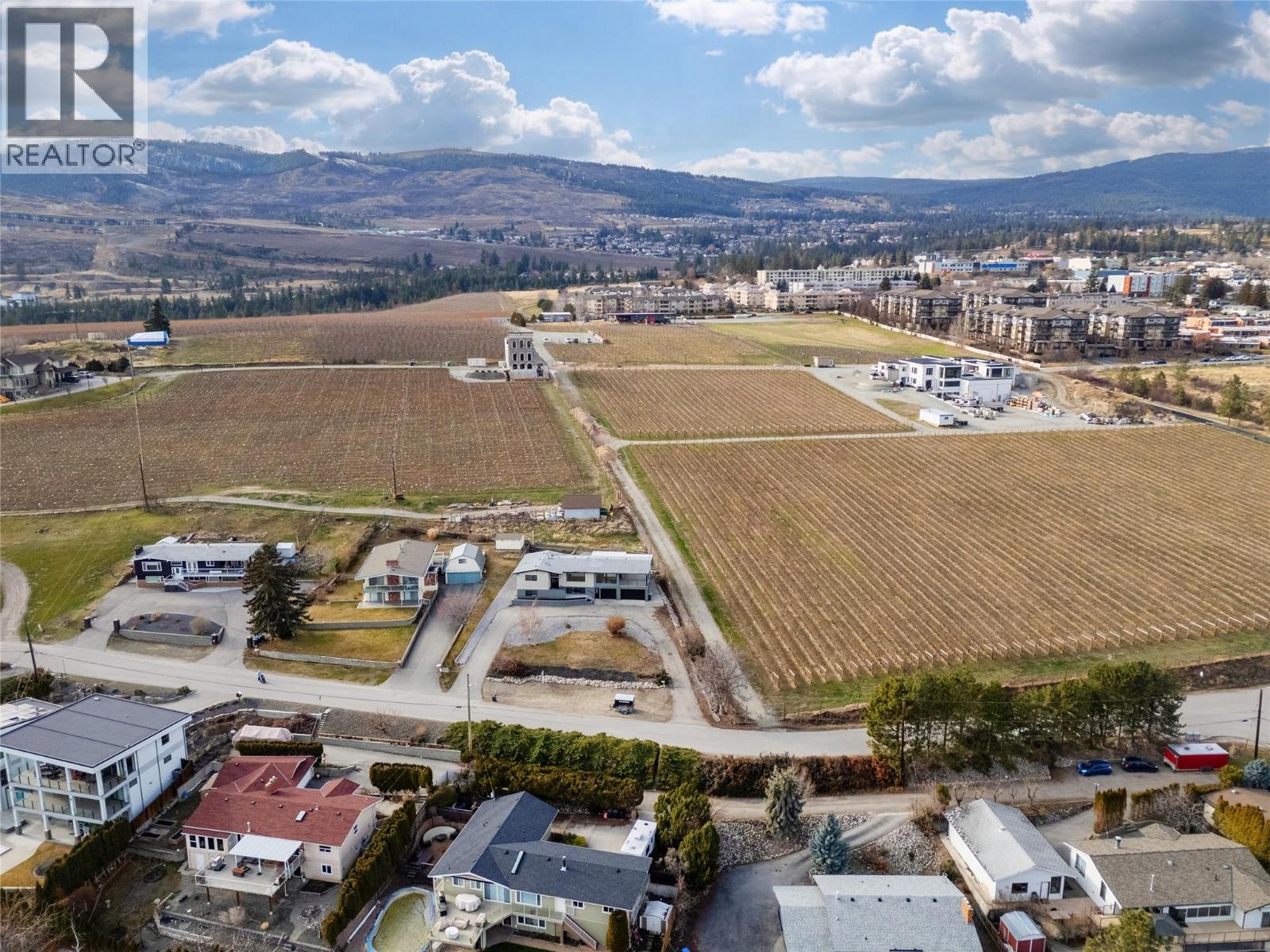  3906 Harding Road, West Kelowna