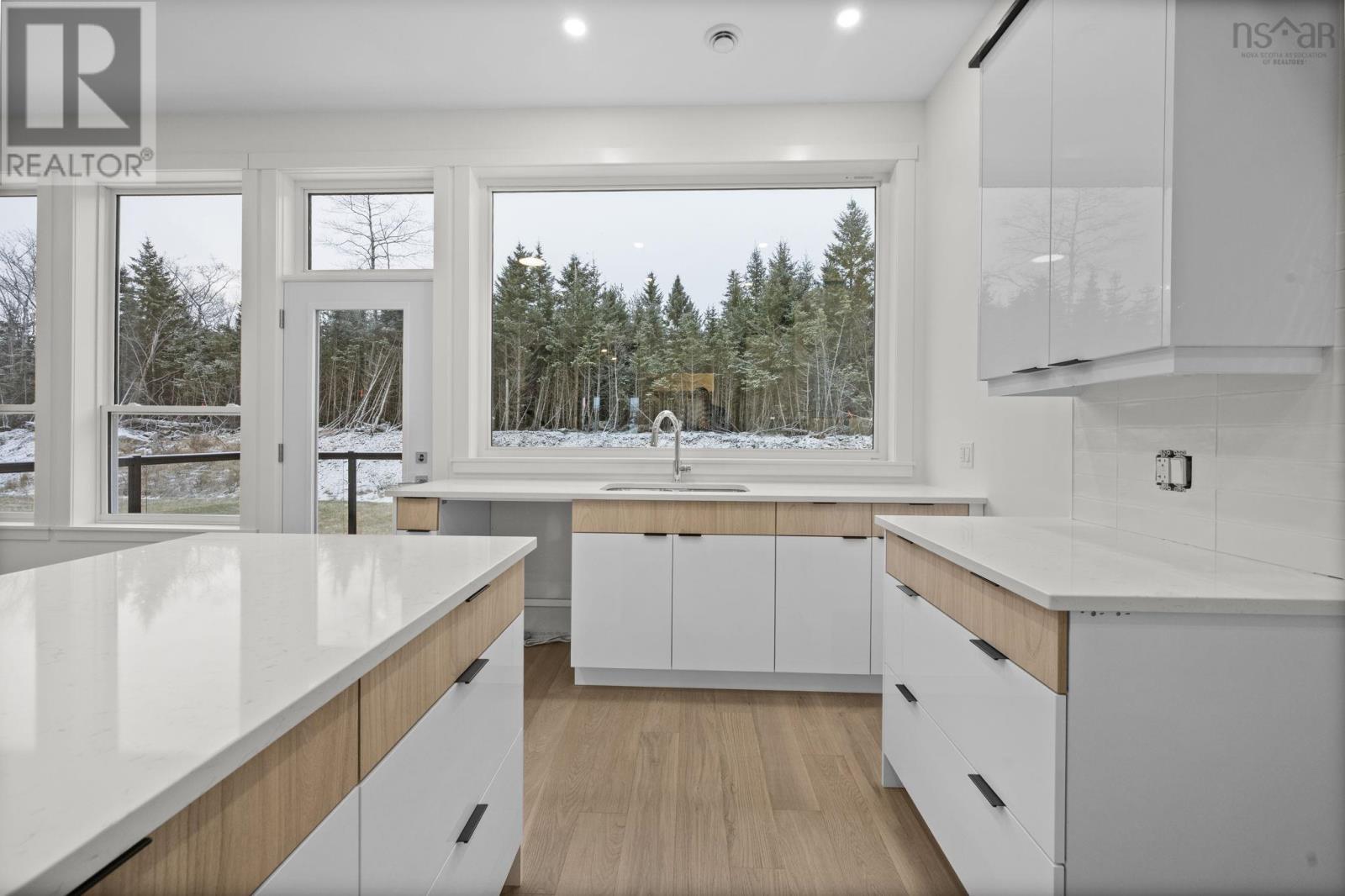 Property 16 of 44 of 206 Brunello Boulevard