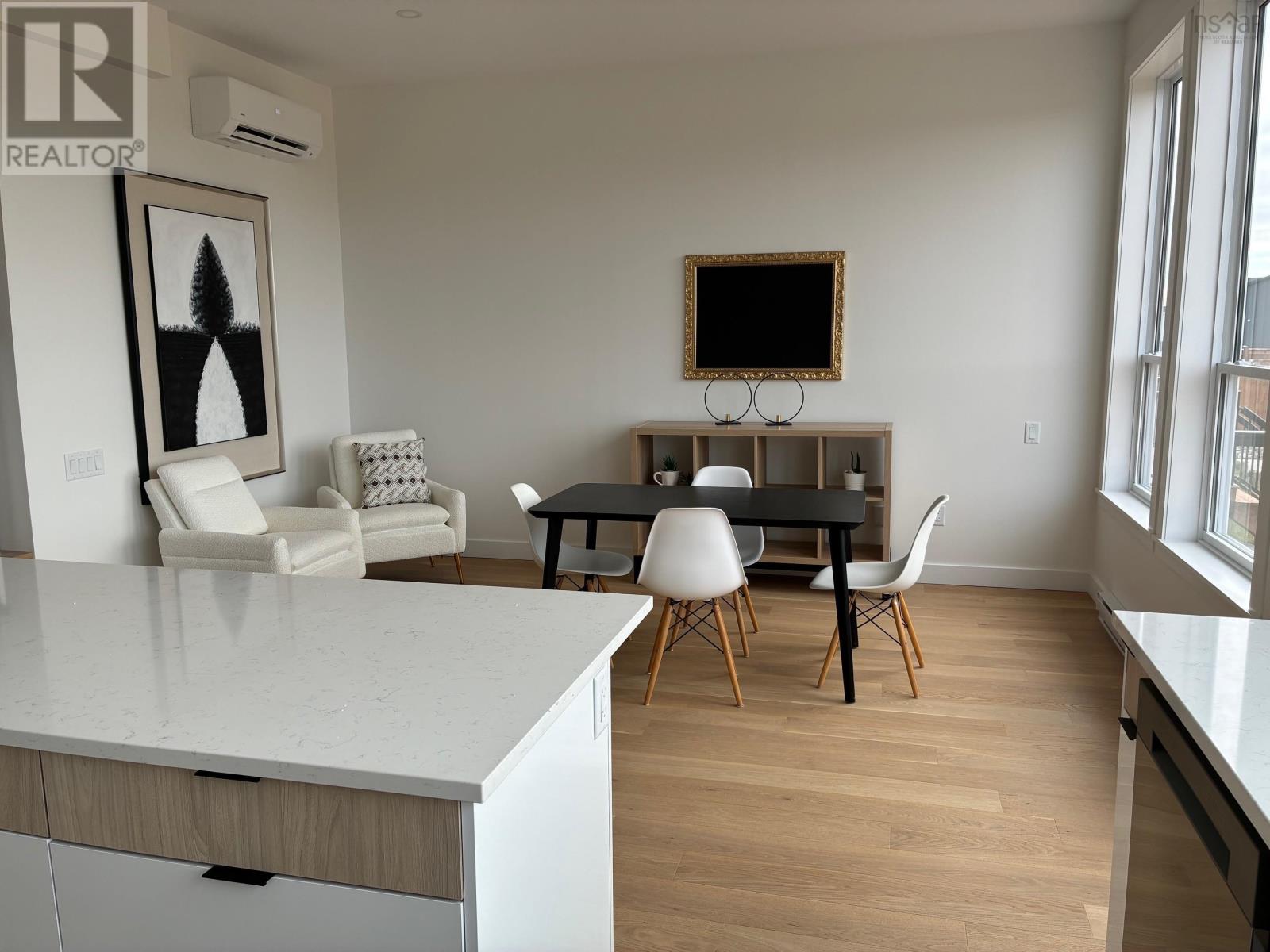 Property 21 of 44 of 206 Brunello Boulevard