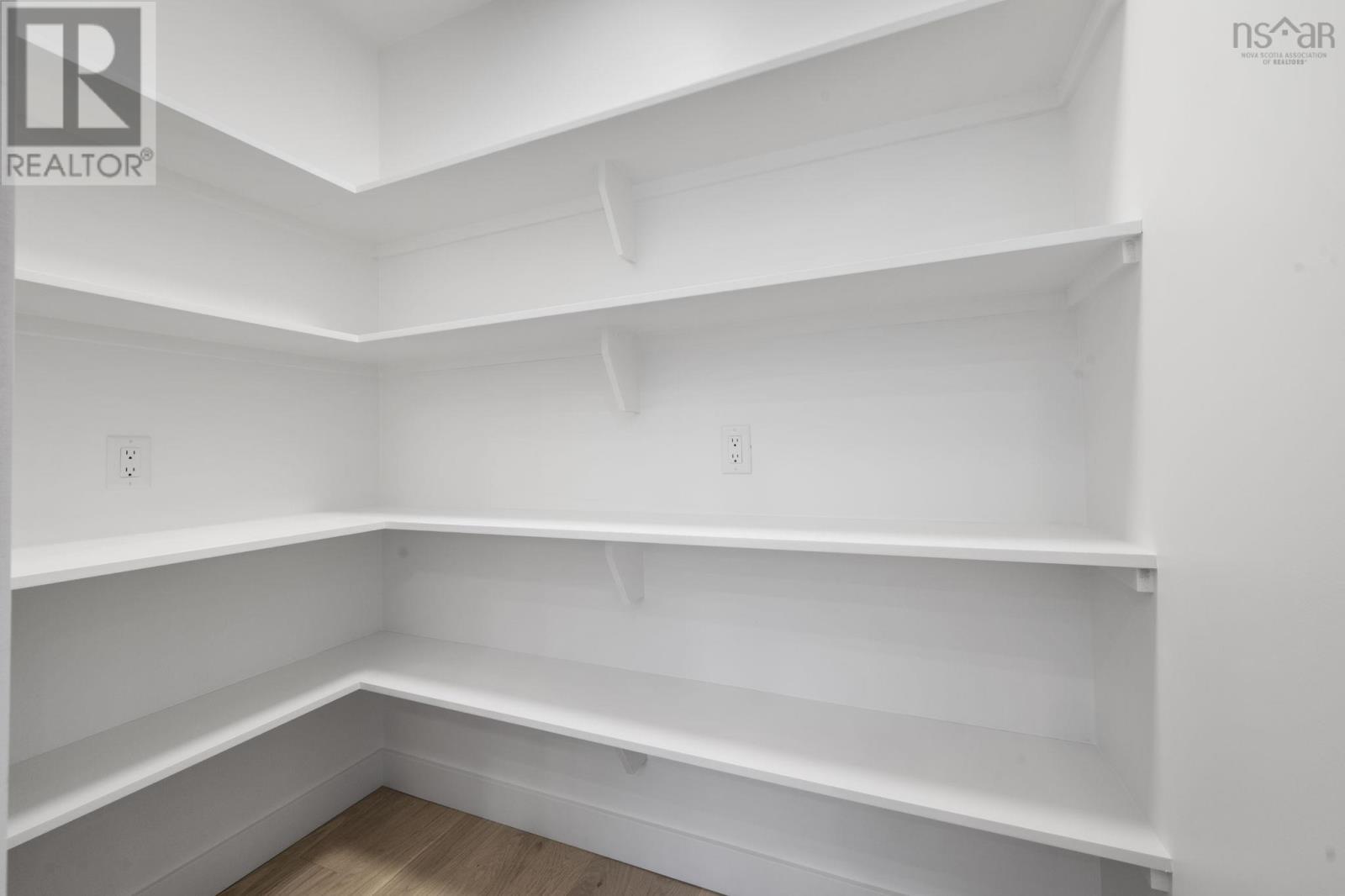 Property 24 of 44 of 206 Brunello Boulevard