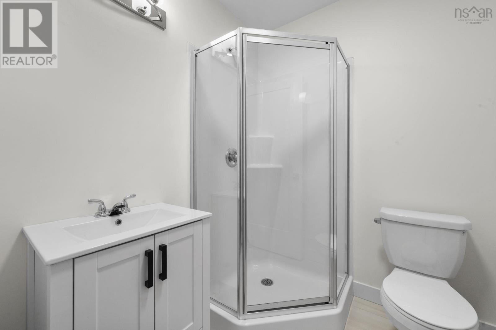 Property 39 of 44 of 206 Brunello Boulevard