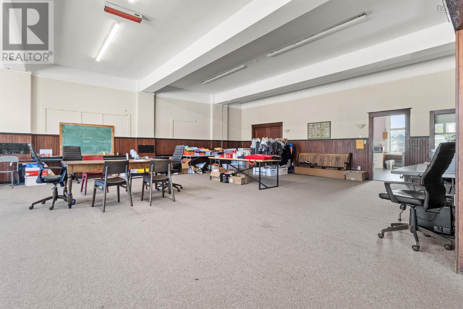 Property 11 of 16 of 798 Prince Street