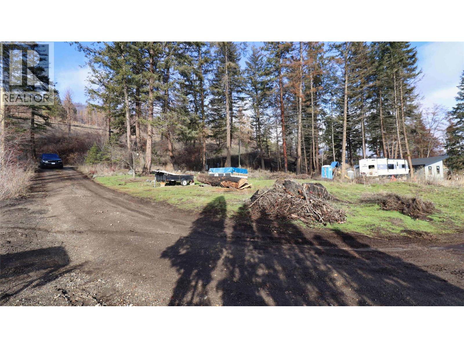 1387 Little Shuswap Lake Road — photo 18