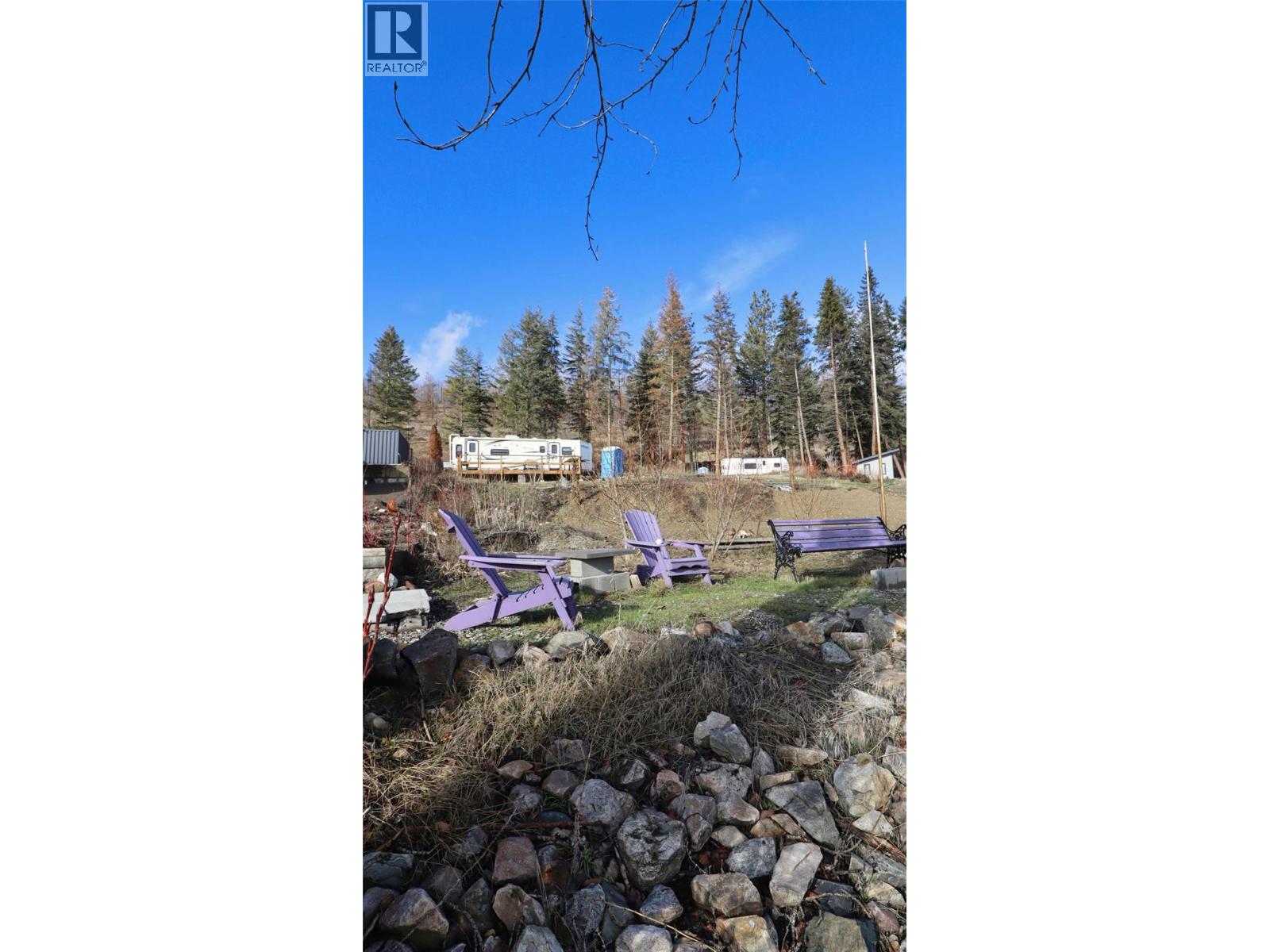 1387 Little Shuswap Lake Road — photo 31