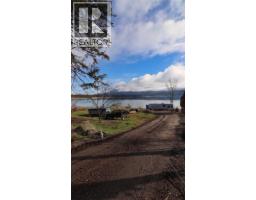 1387 Little Shuswap Lake Road, Chase, BC V0E1M2 Photo 9