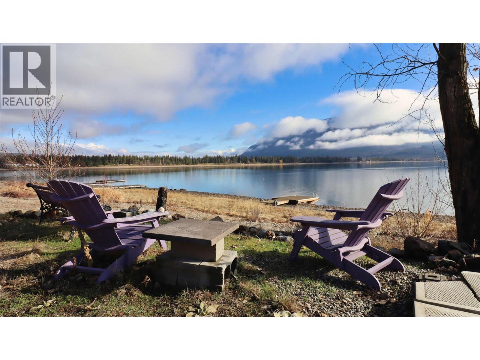 1387 Little Shuswap Lake Road — photo 4