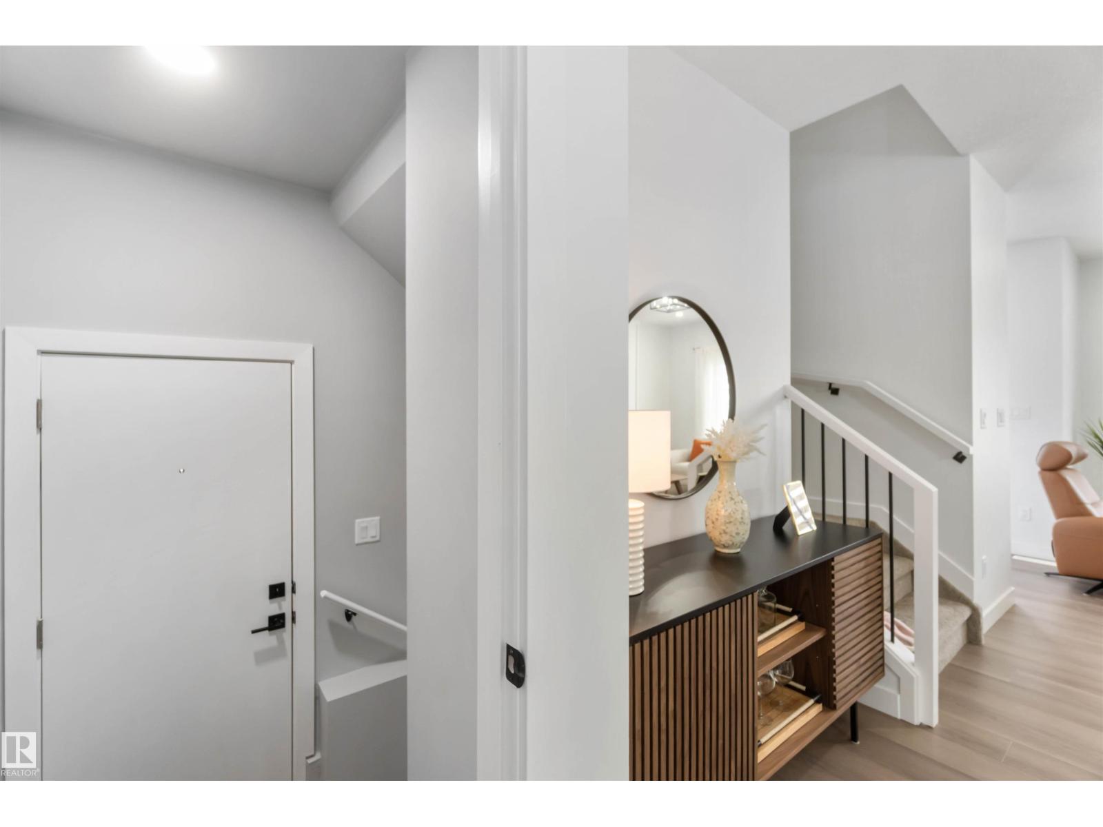 124 28 ST SW, Edmonton