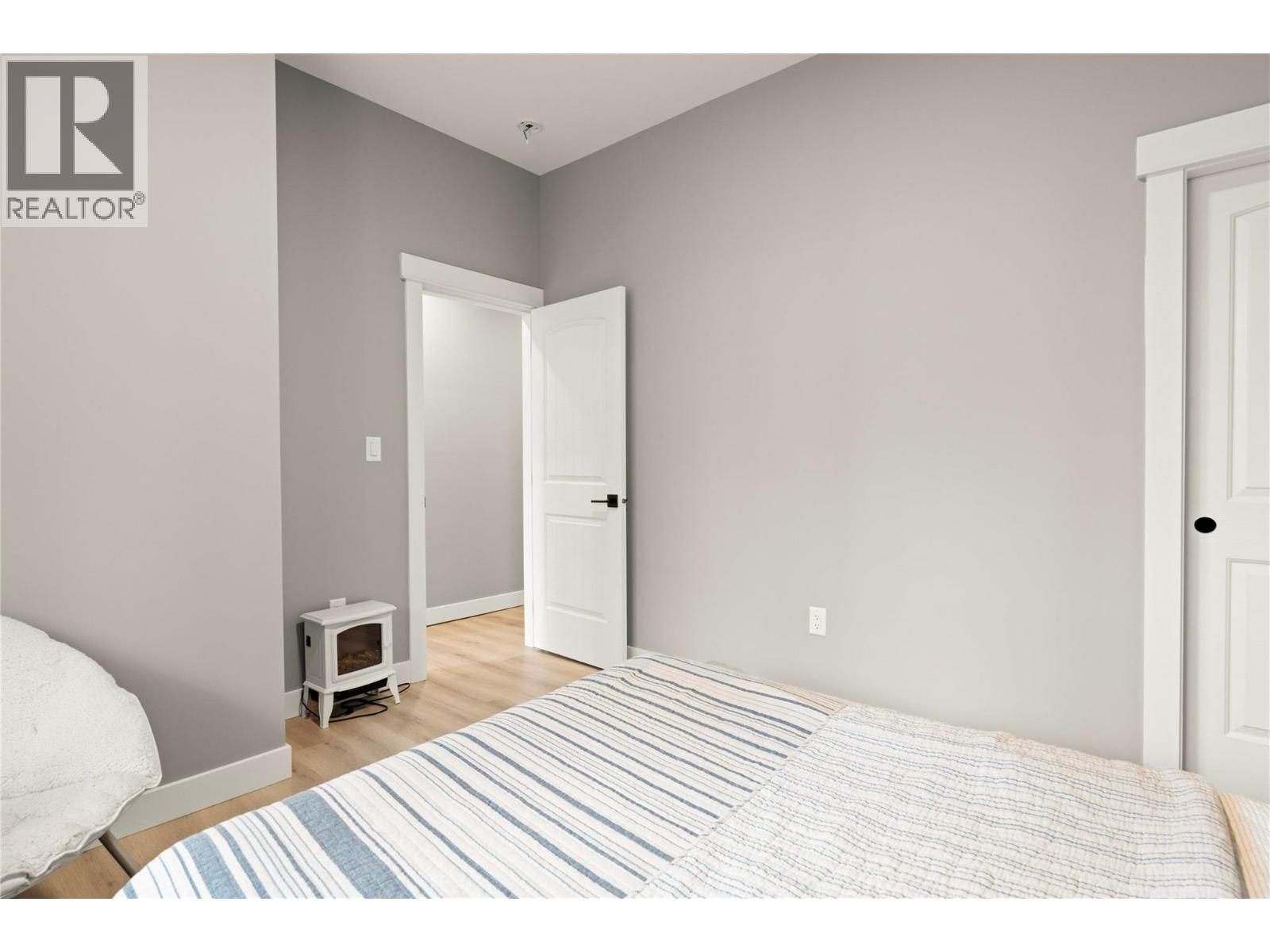  4322 Sharp Road, Spallumcheen