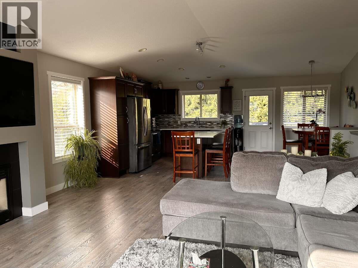 2906 Bentley Road - 18