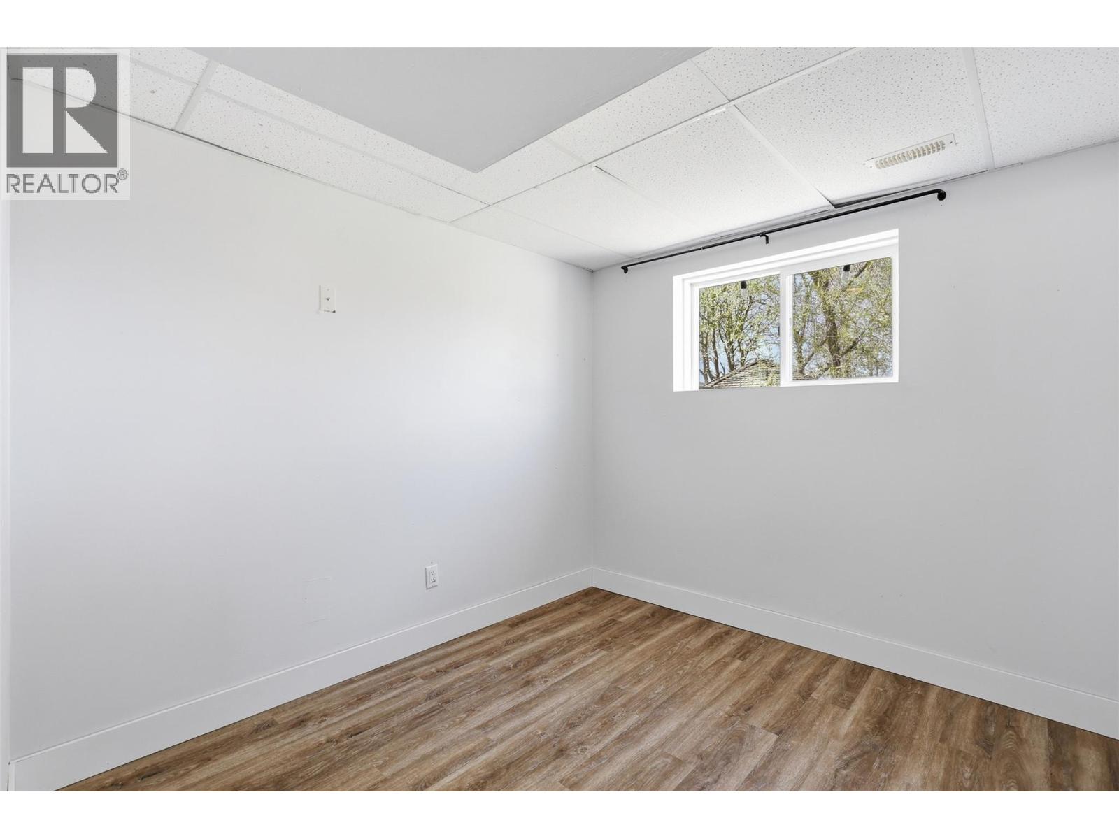 1363 Schubert Drive - 44