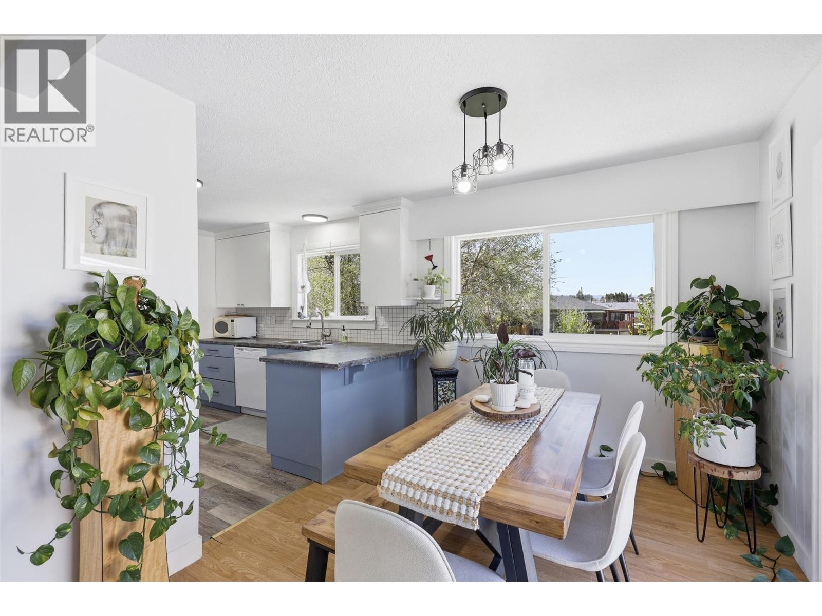 1363 Schubert Drive - 14