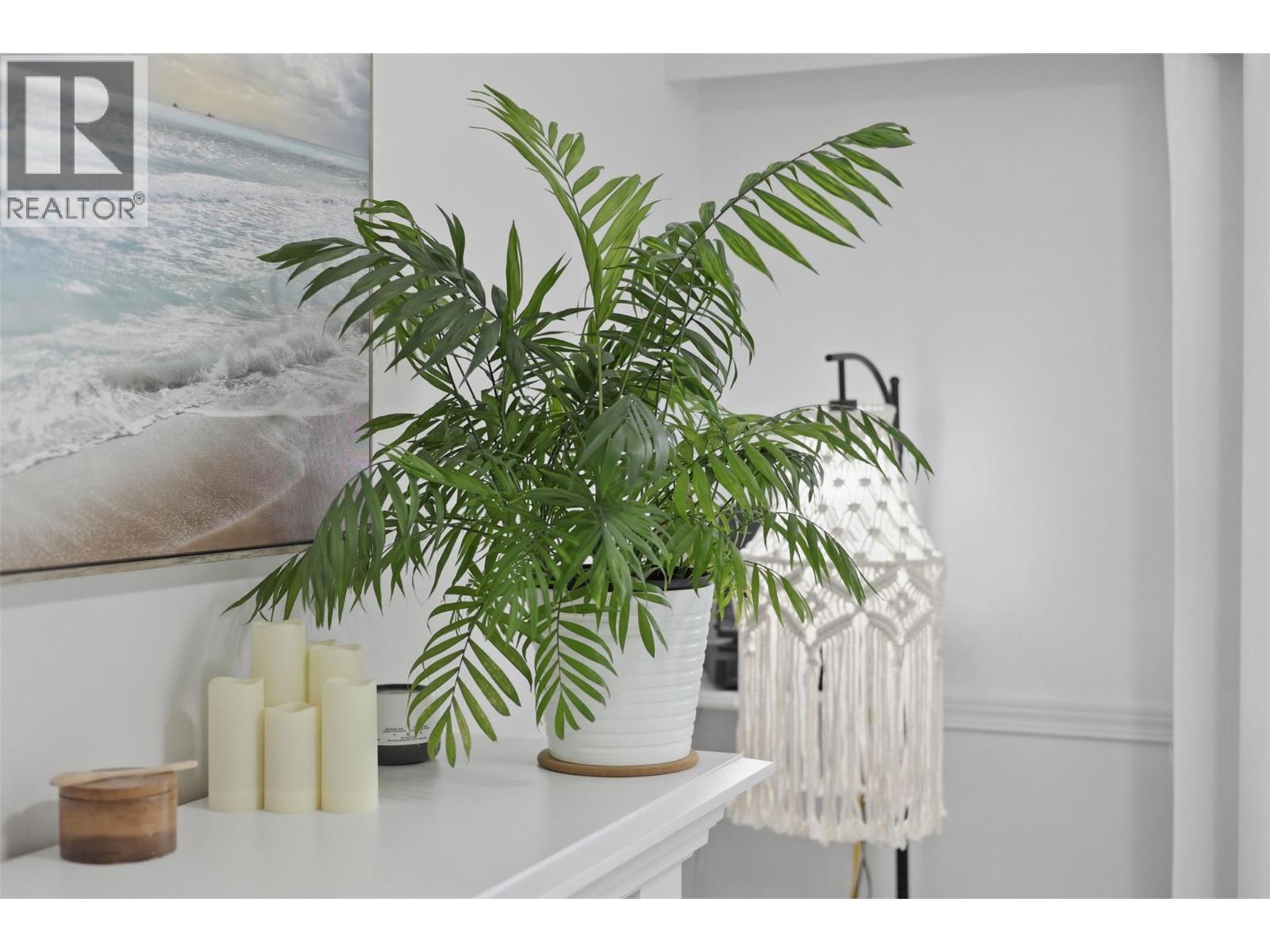 1363 Schubert Drive - 23