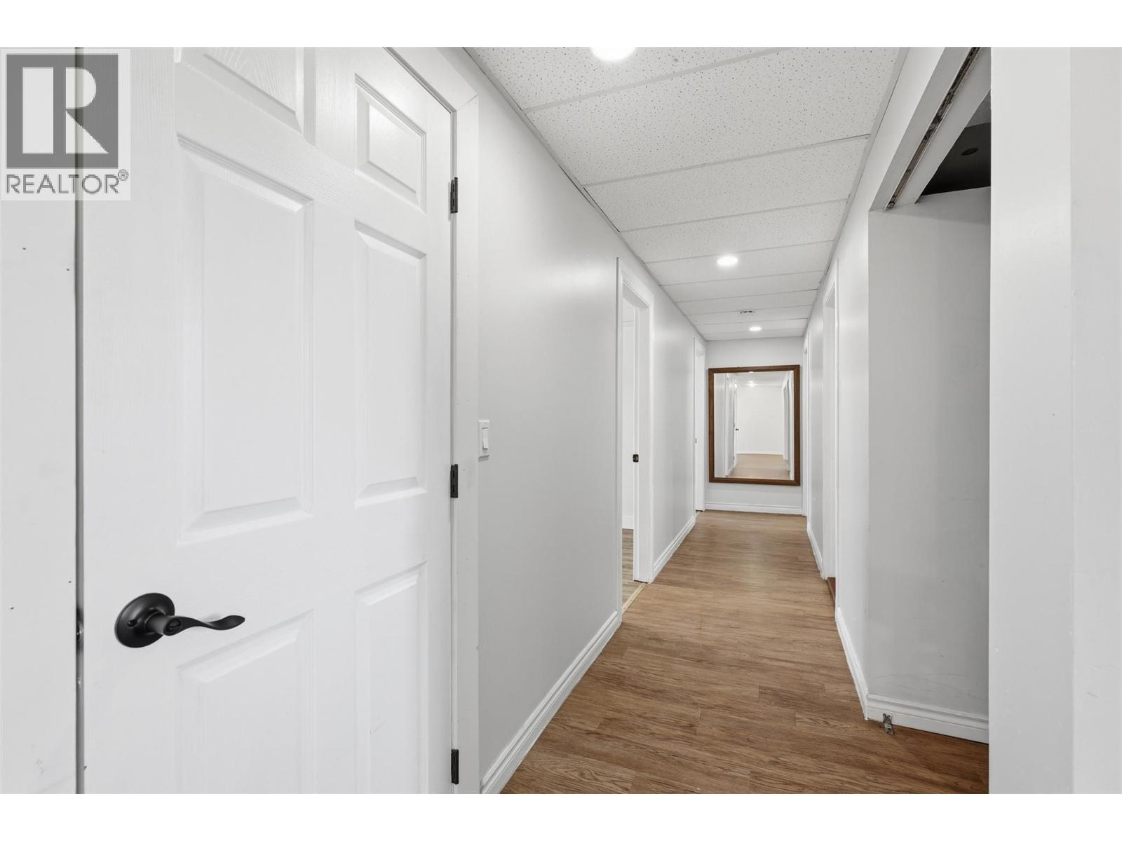 1363 Schubert Drive - 41