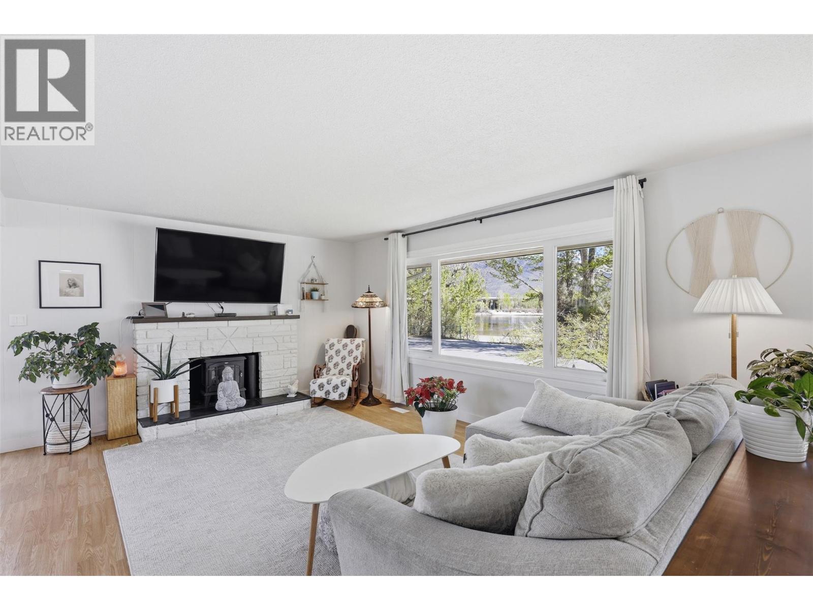 1363 Schubert Drive - Image 3