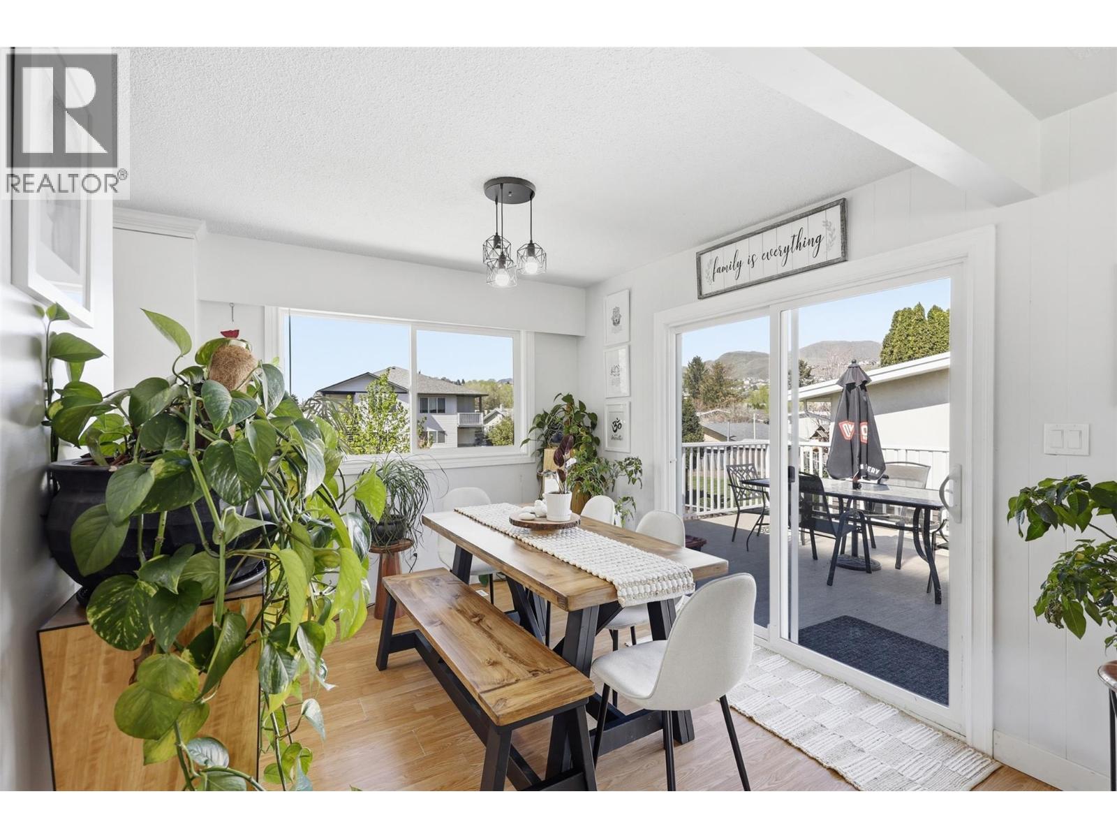 1363 Schubert Drive - 8