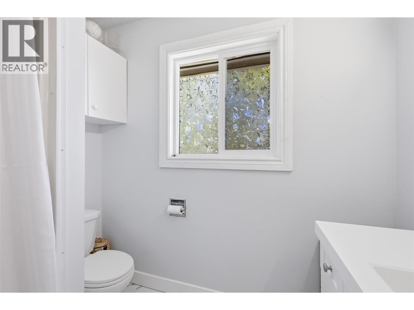 1363 Schubert Drive - 30