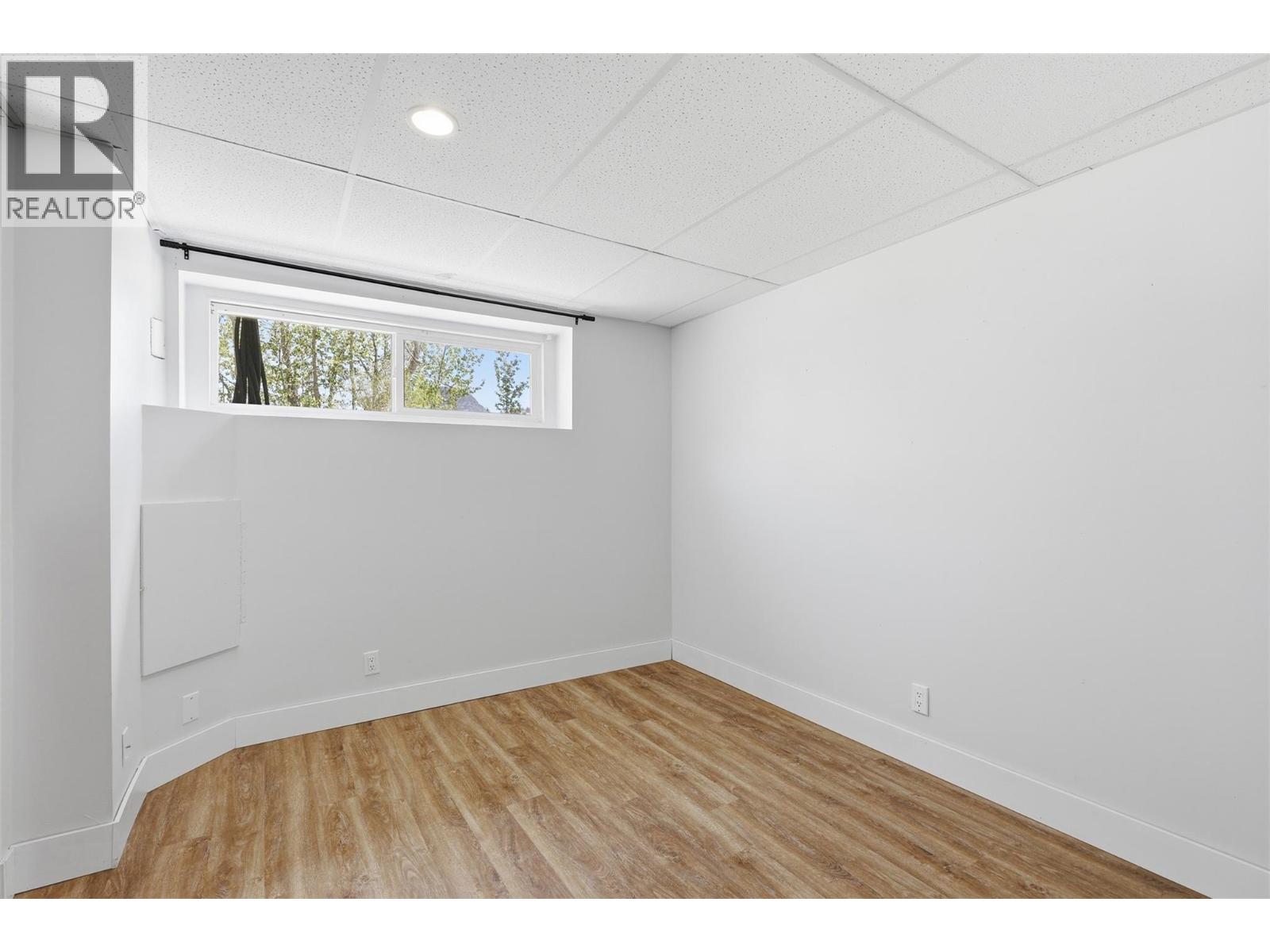 1363 Schubert Drive - 46