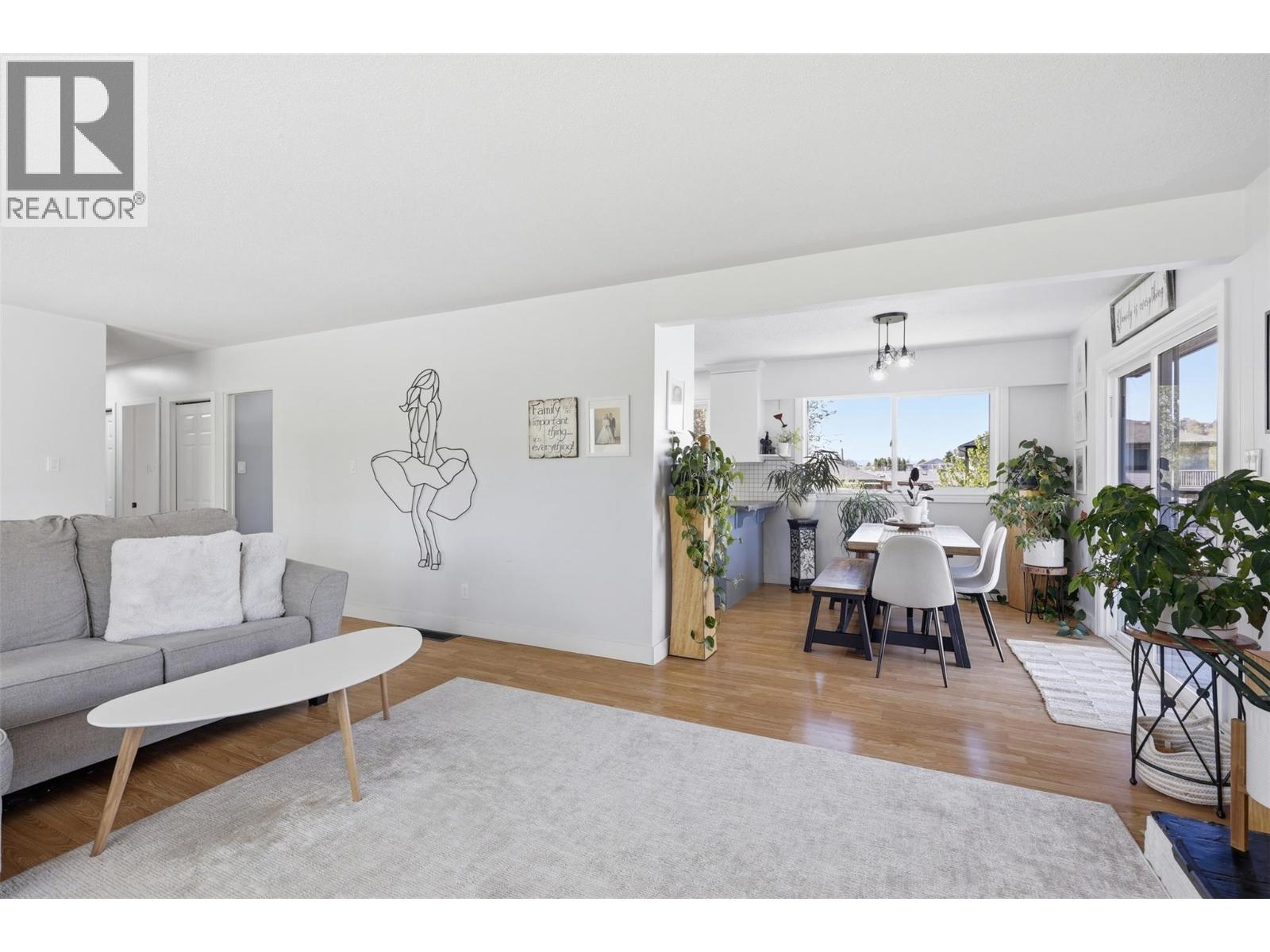 1363 Schubert Drive - 7